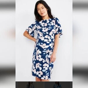 Taylor for A Pea in The Pod floral maternity dress. Size small NWT